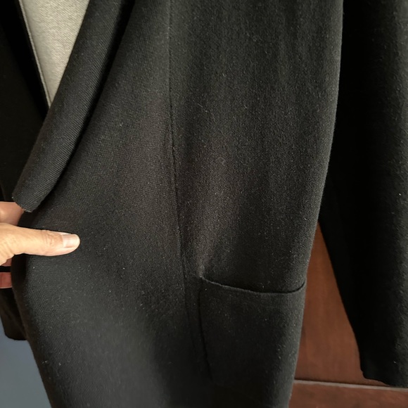 Bcbg wrap like sweater. Good condition size xs - Picture 5 of 5